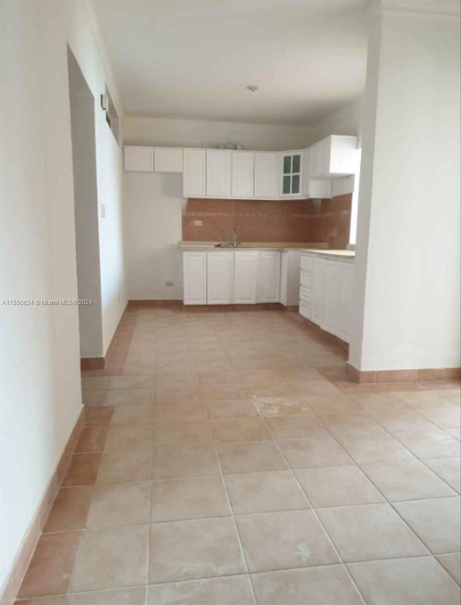 Great Condo Townhouse